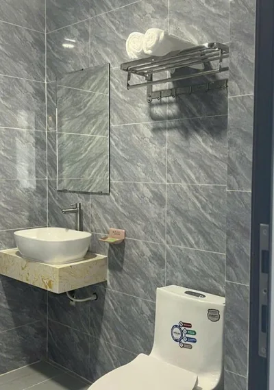 Quốc Minh Trung Hotel – Fotos 7
